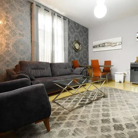 Inb Iconic Spot Apartment Sofia